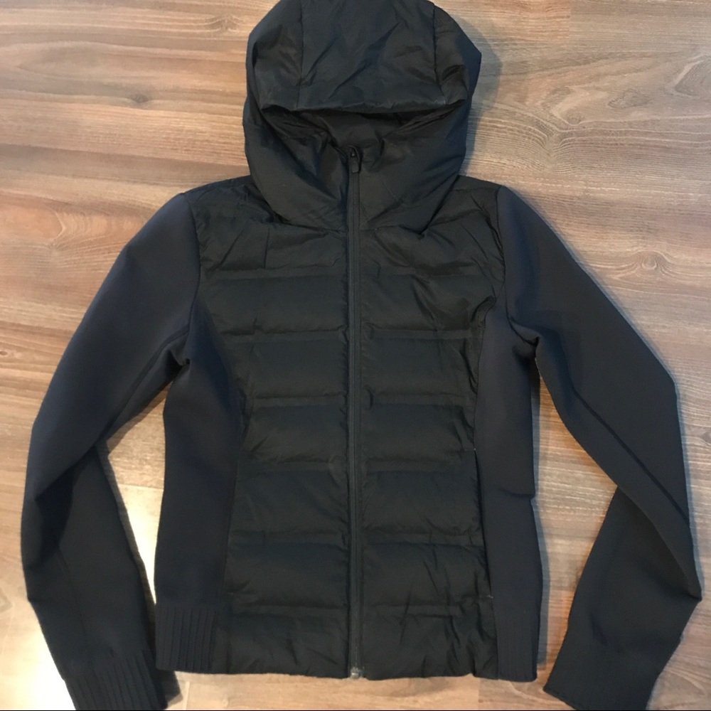 Lululemon size 4 black jacket down filled